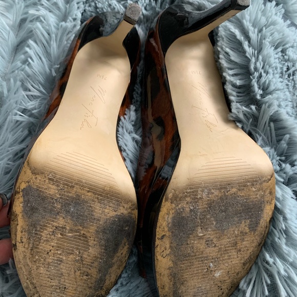 Patent leopard pumps. - Picture 5 of 6